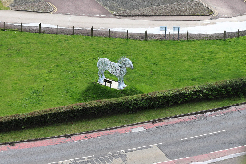 Clydesdale horse sculpture, Lanark